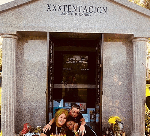 T.I. and Tiny’s Son King Harris Visits XXX Tentacion Grave Site, Meets Rapper’s Mother